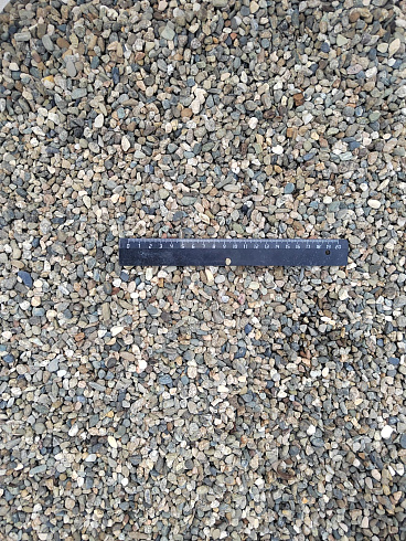 Kamenclub.ru: Галька речная окат (серая) фр.5-10 мм купить  в Люберцах галька речная серая, серый, темно-серый, светло-серый, коричневый речная окатанная галька декоративная ландшатфная 5000 руб/т   фото КАМЕНЬ КЛУБ