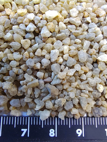 Кварцевый песок для водоподготовки фр. 1,6-3 мм.  купить в Люберцах фото Камень Клуб
