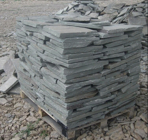 Kamenclub.ru: Песчаник пластушка серо-зеленый (1,5 см)  купить в Люберцах плитняк - пластушка серо-зеленый, серый, зеленый пластушка рваная ландшафтная колотая 10200 руб/м3   фото КАМЕНЬ КЛУБ