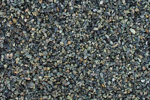 Kamenclub.ru: Щебень крошка зеленый (змеевик) фр. 3-5 мм  купить в Люберцах камень змеевик зеленый, салатовый светло-зеленый мраморная каменная декоративная крошка 9000 руб/т   фото КАМЕНЬ КЛУБ