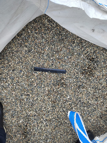 Kamenclub.ru: Галька речная окат (серая) фр.5-10 мм купить  в Люберцах галька речная серая, серый, темно-серый, светло-серый, коричневый речная окатанная галька декоративная ландшатфная 5000 руб/т   фото КАМЕНЬ КЛУБ