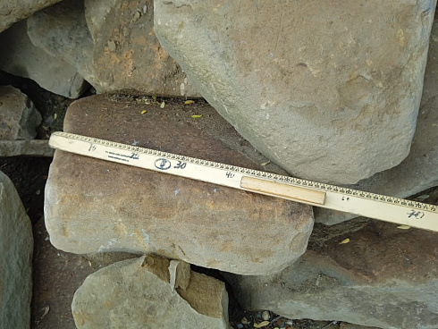 Kamenclub.ru: Песчаник для мощения дорожек, площадок, парковок ( фр 5-10 см)  купить в Люберцах песчаник  серый желтый коричневый рыжий песчаник оголтованный окатанный 6500 руб/т   фото КАМЕНЬ КЛУБ