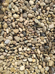 Kamenclub.ru: Галька речная окат рыжая фр. 20-40 мм. купить  в Люберцах галька речная окатанная рыжая желтая серая округлая речная галька 5000 руб/т   фото КАМЕНЬ КЛУБ