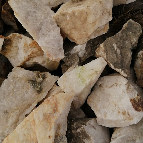 фото Кварц ( фр. 70-100 мм)  купить в Люберцах в интернет-портале КАМЕНЬ КЛУБ