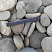 Kamenclub.ru: Галька речная плоская (серо-белая) фр. 70-120 мм. купить  в Люберцах галька галечник речной серый, белый окатанная плоская  природная галька 9000 руб/т   фото КАМЕНЬ КЛУБ