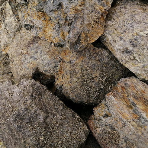 фото Змеевик салатовый  (фр. 70-100 мм)  купить в Люберцах в интернет-портале КАМЕНЬ КЛУБ