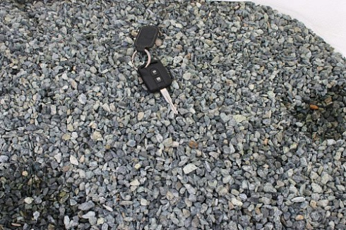 Kamenclub.ru: Щебень крошка зеленый (змеевик) фр. 5-10 мм  купить в Люберцах змеевик зеленый, салатовый ландшафтный декоративный щебень крошка 7 200 руб/т   фото КАМЕНЬ КЛУБ