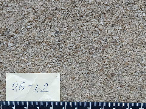 Кварцевый песок для площадок фр. 0,6-1,2 мм.  купить в Люберцах фото Камень Клуб