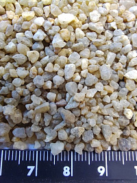 Кварцевый песок для водоподготовки фр. 1,6-3 мм.  купить в Люберцах фото Камень Клуб