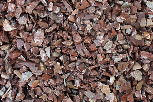 Kamenclub.ru: Мраморная крошка (щебень крошка розовый) фр. 3-5 мм.  купить в Люберцах мрамор розовый, красный декоративная ландшафтная мраморная крошка 11500 руб/т   фото КАМЕНЬ КЛУБ