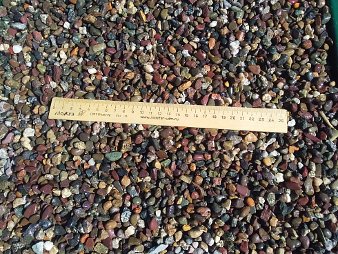 Kamenclub.ru: Галька речная окат цветная фр.5-10 мм. купить  в Люберцах галька речная белый, серый, красноватый, синий, темно-серый речная окатанная галька декоративная 6800 руб/т   фото КАМЕНЬ КЛУБ
