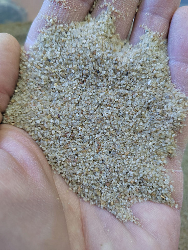 Кварцевый песок для площадок фр. 0,3 - 1 мм.  купить в Люберцах фото Камень Клуб