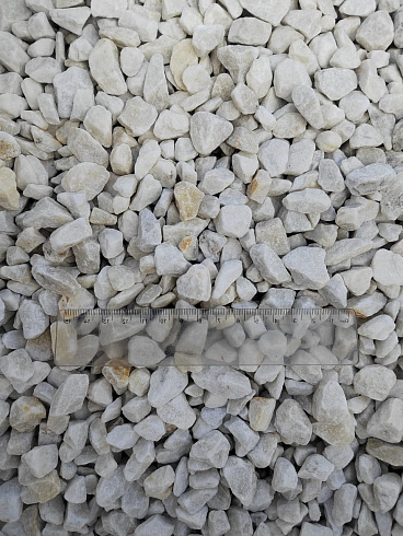 Kamenclub.ru: Мраморная крошка, щебень, цвет-белый, фр. 10-20 мм.  купить в Люберцах мрамор белый, молочный айвори каменная ландшафтная декоративная крошка шебня 12000 руб/т   фото КАМЕНЬ КЛУБ